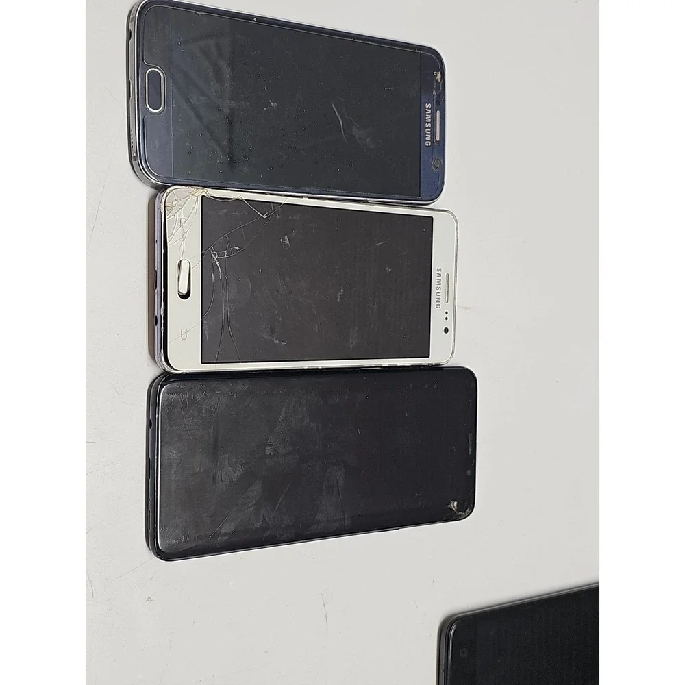 Lot of 15 Mixed Model Android Smartphones for Parts